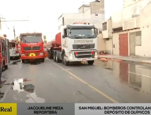 San Miguel: bomberos controlaron incendio al interior de depósito de insumos químicos